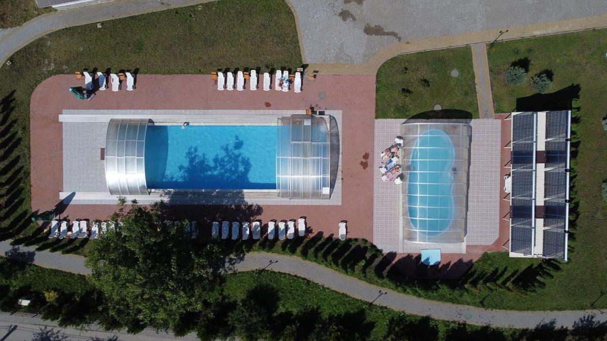 Vitapark Sonyachnyy Provans Sataniv Exterior foto